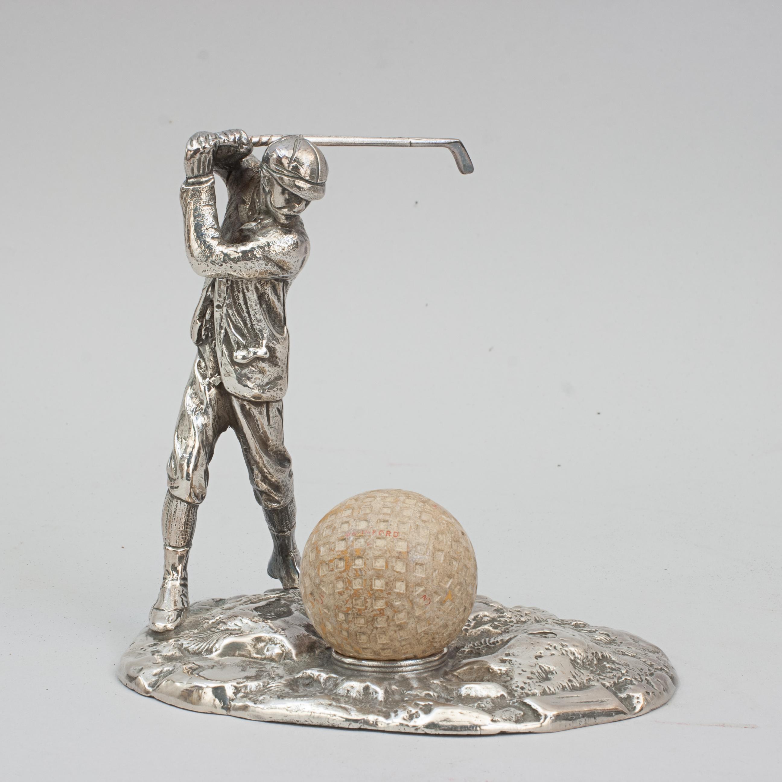 Vintage Silver Plated Golf Trophy In Good Condition For Sale In Oxfordshire, GB