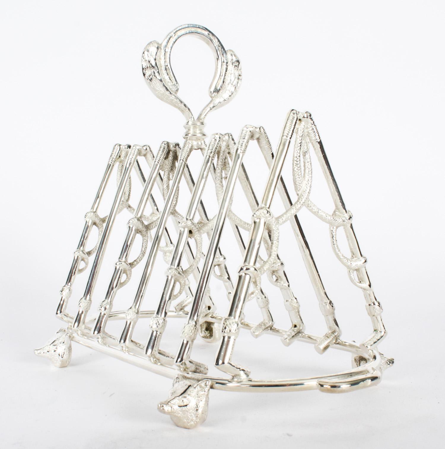 Vintage Silver Plated Hunting Toast Rack 20th Century 3