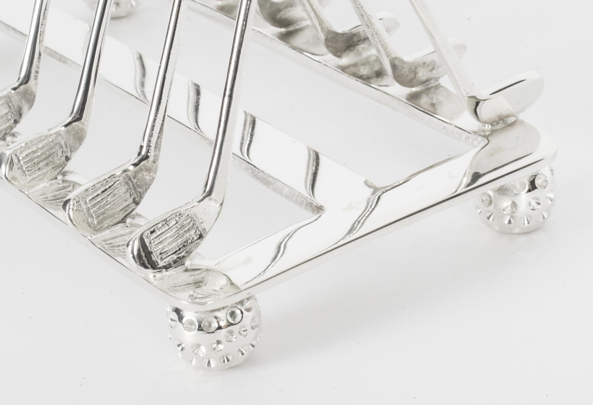 20ième siècle Vintage Silver Plated Letter Toast Rack Crossed Golf Clubs 20th Century en vente