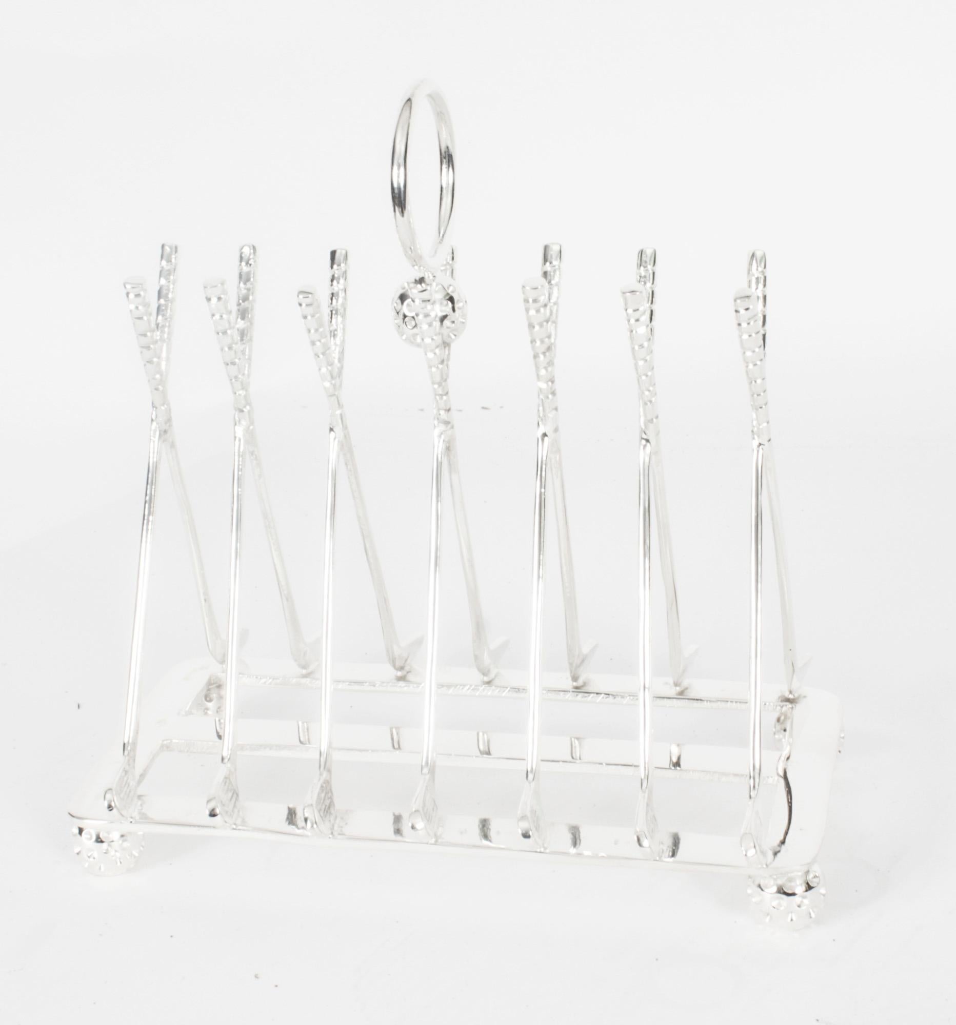 Argent Vintage Silver Plated Letter Toast Rack Crossed Golf Clubs 20th Century en vente