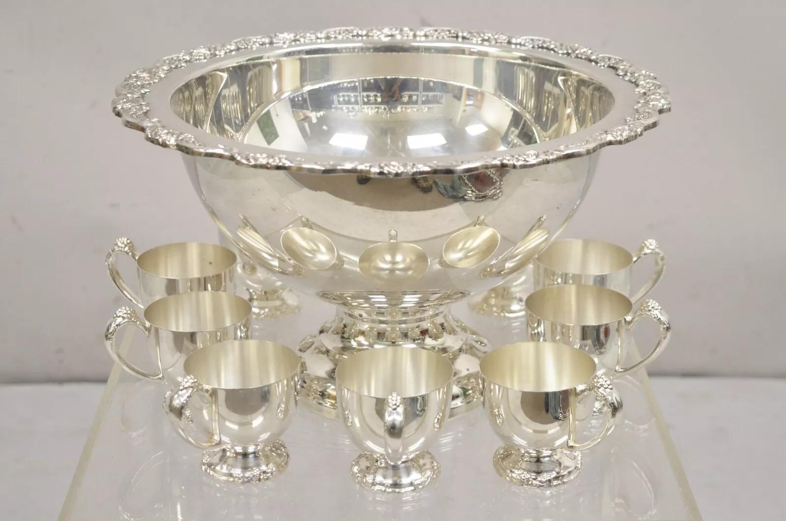 Set di 10 tazze a mezzaluna Oneida placcate in argento d'epoca - Set da 11 pezzi in vendita 5