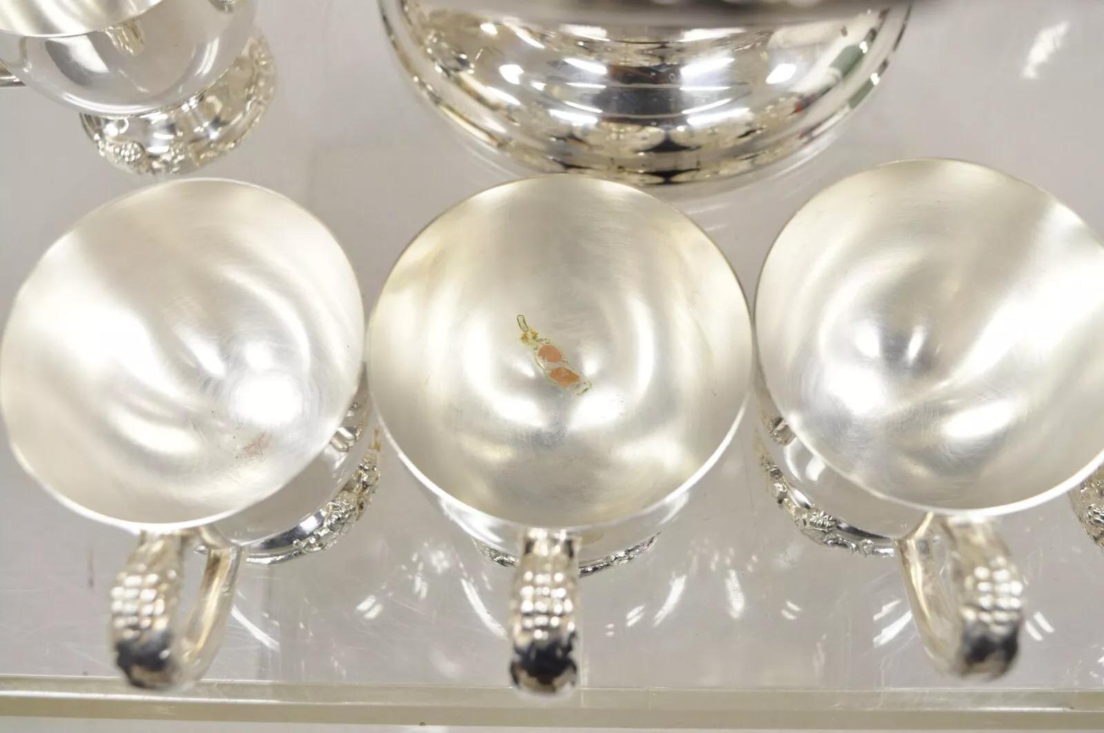 Set di 10 tazze a mezzaluna Oneida placcate in argento d'epoca - Set da 11 pezzi in vendita 2