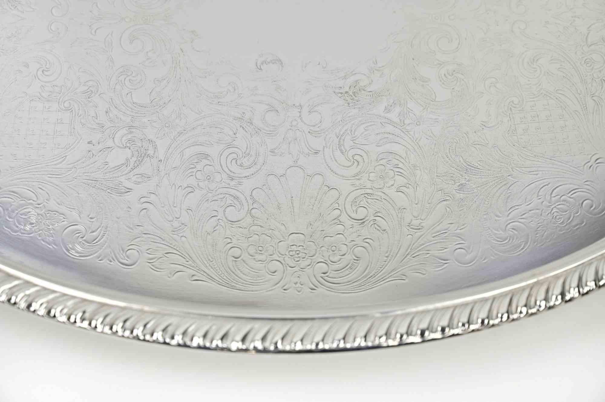 Vintage Versilberter Servierteller mit eingravierten Verzierungen, 1960er Jahre (Italienisch) im Angebot