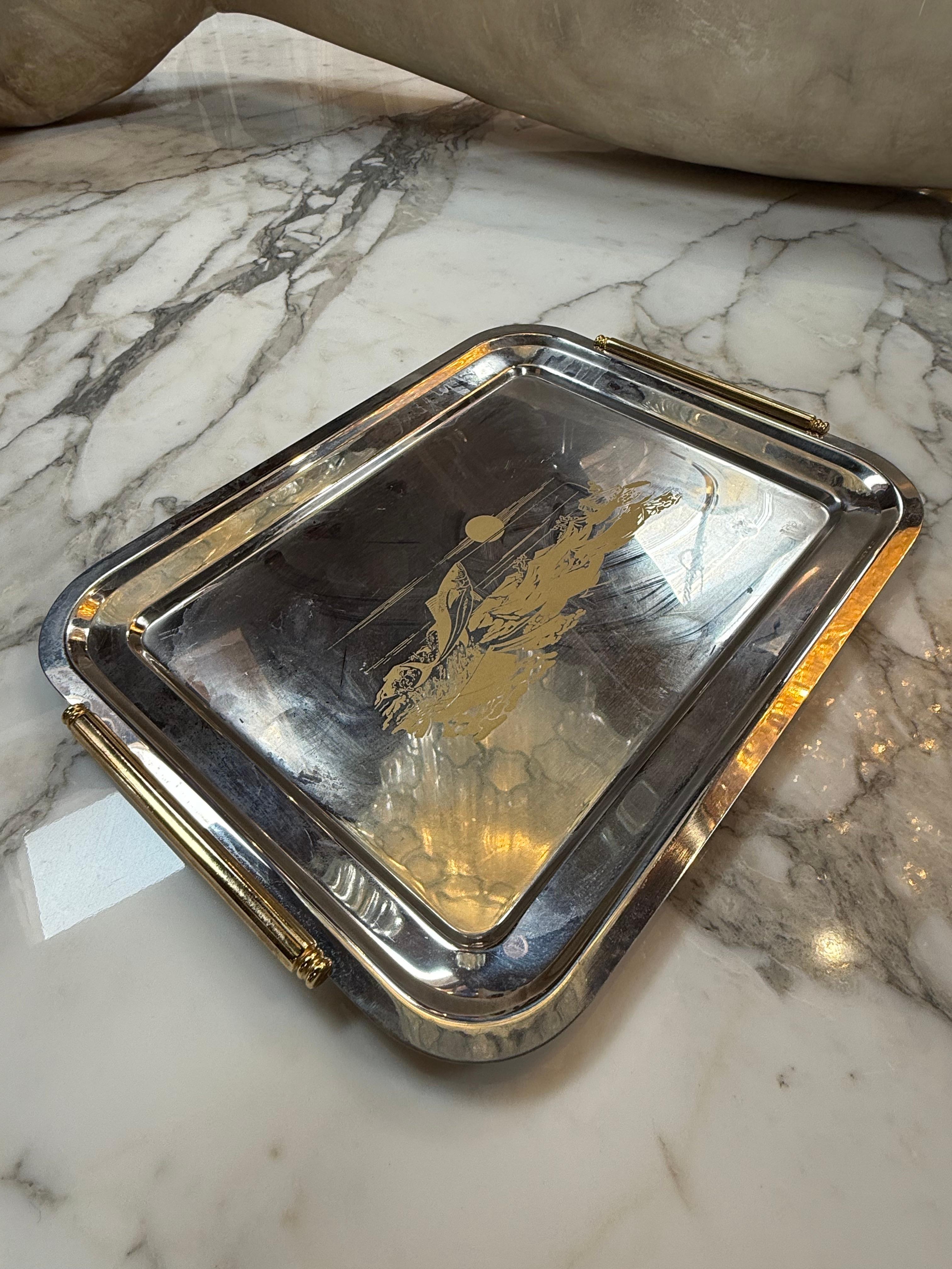 Vintage Silver Plated Serving Tray Scenic Motif In Good Condition For Sale In Los Angeles, CA