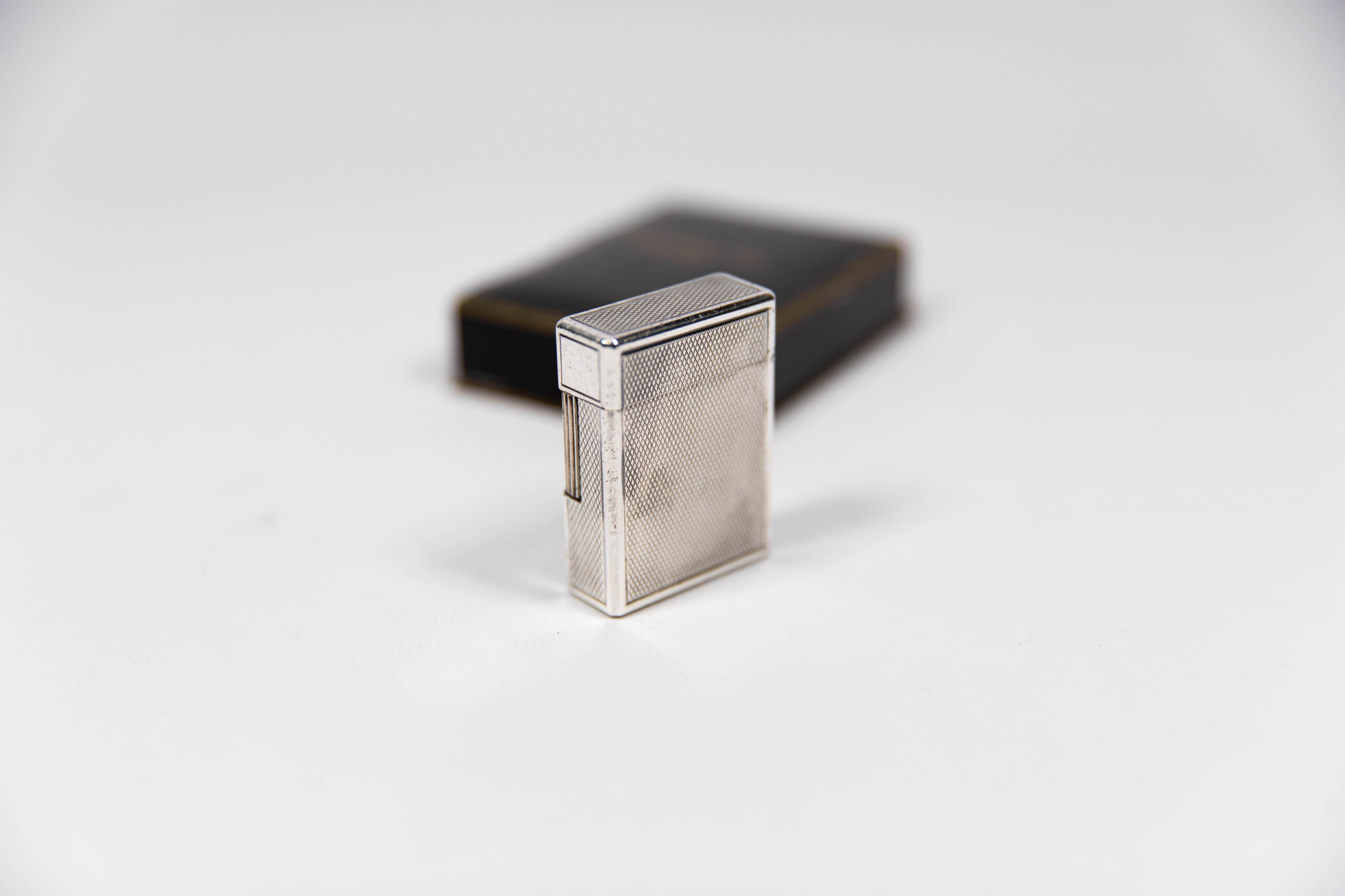 Women's or Men's Vintage Silver Plated Small Linge 1 BS ST Dupont Lighter 1970s In Box