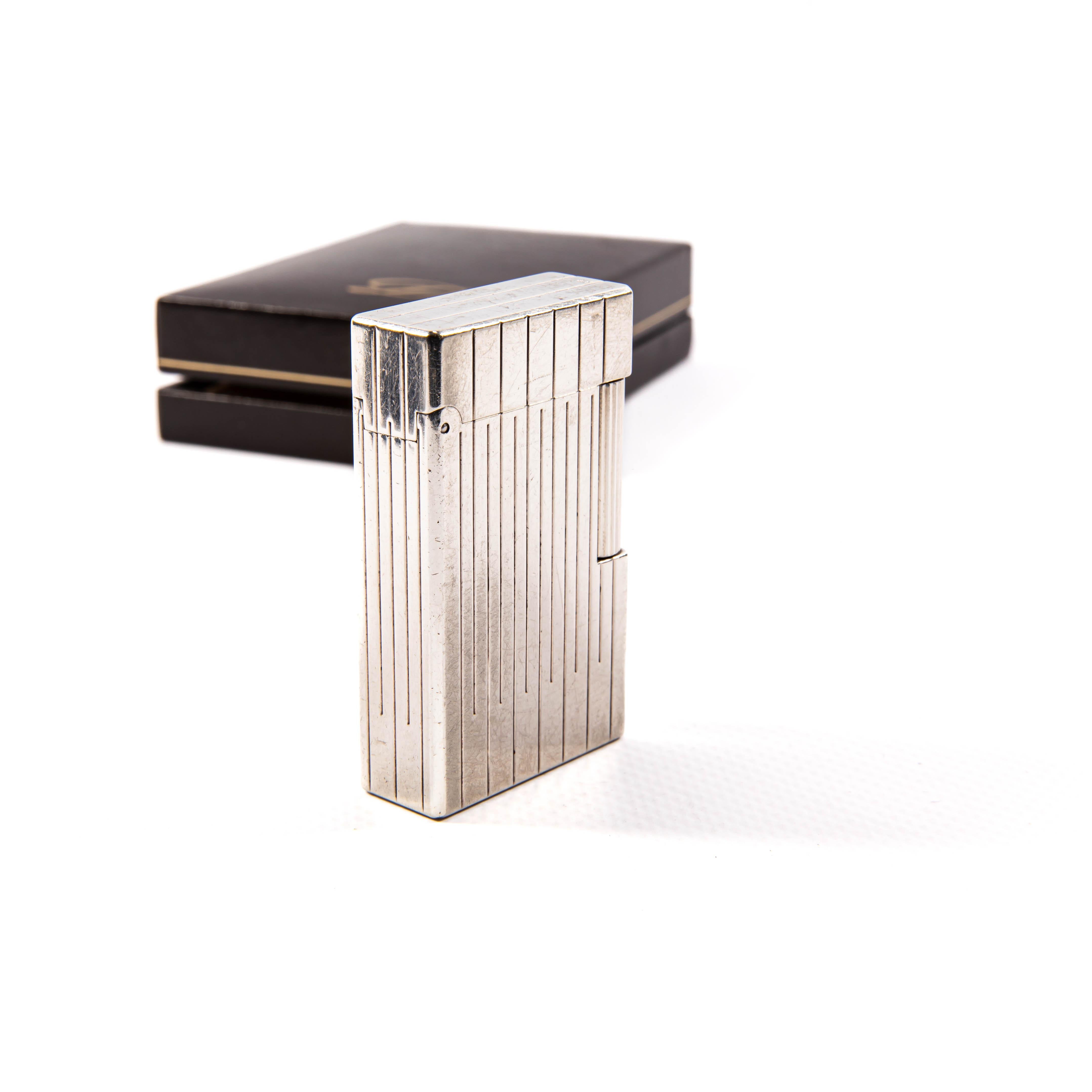 Vintage Silver Plated S.T. DUPONT Ligne 1 BR Regular Lighter in Box 1980s For Sale 2