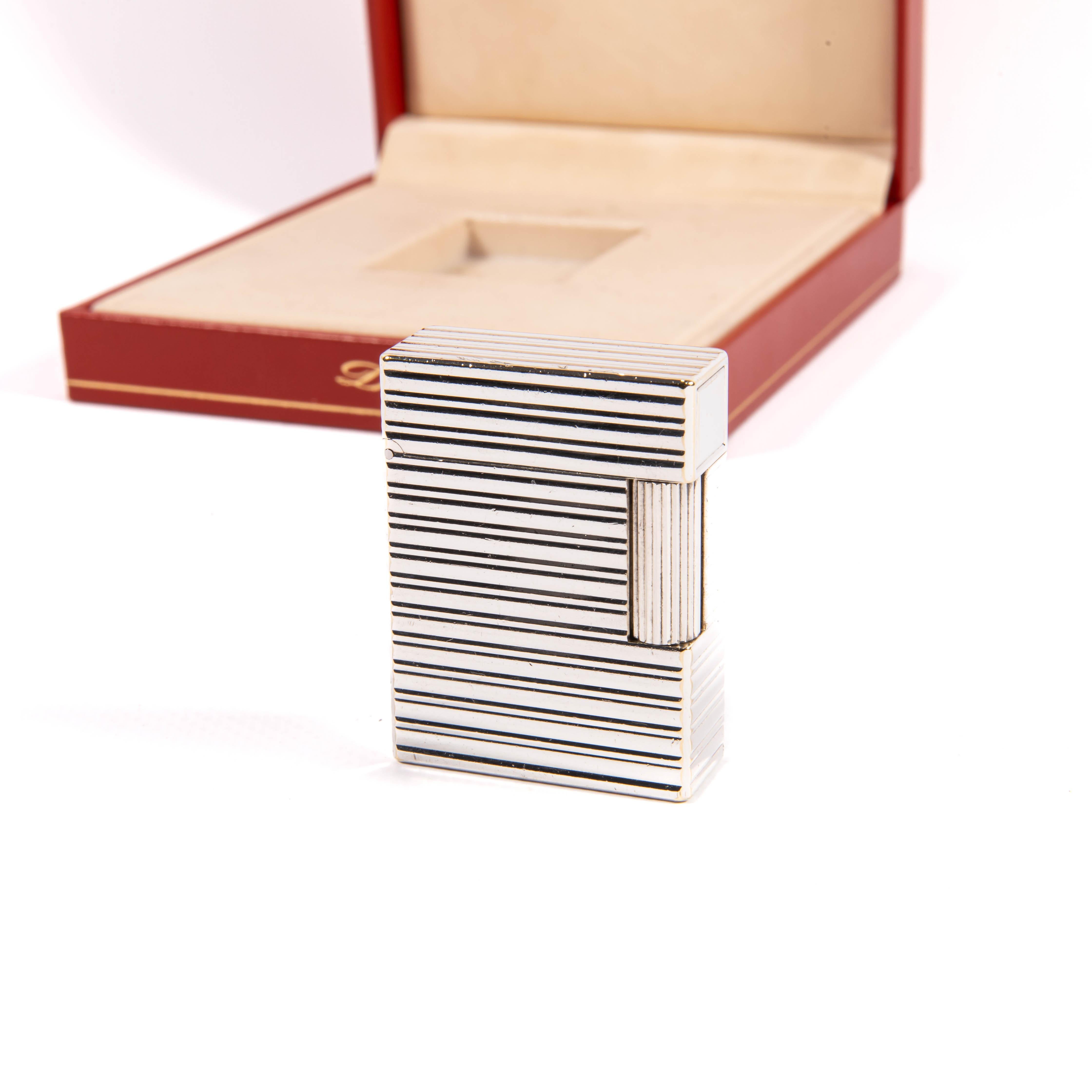 Vintage Silver Plated S.T. Dupont Ligne 1 BR Small Lighter 1980s in Box In Good Condition For Sale In DELFT, NL