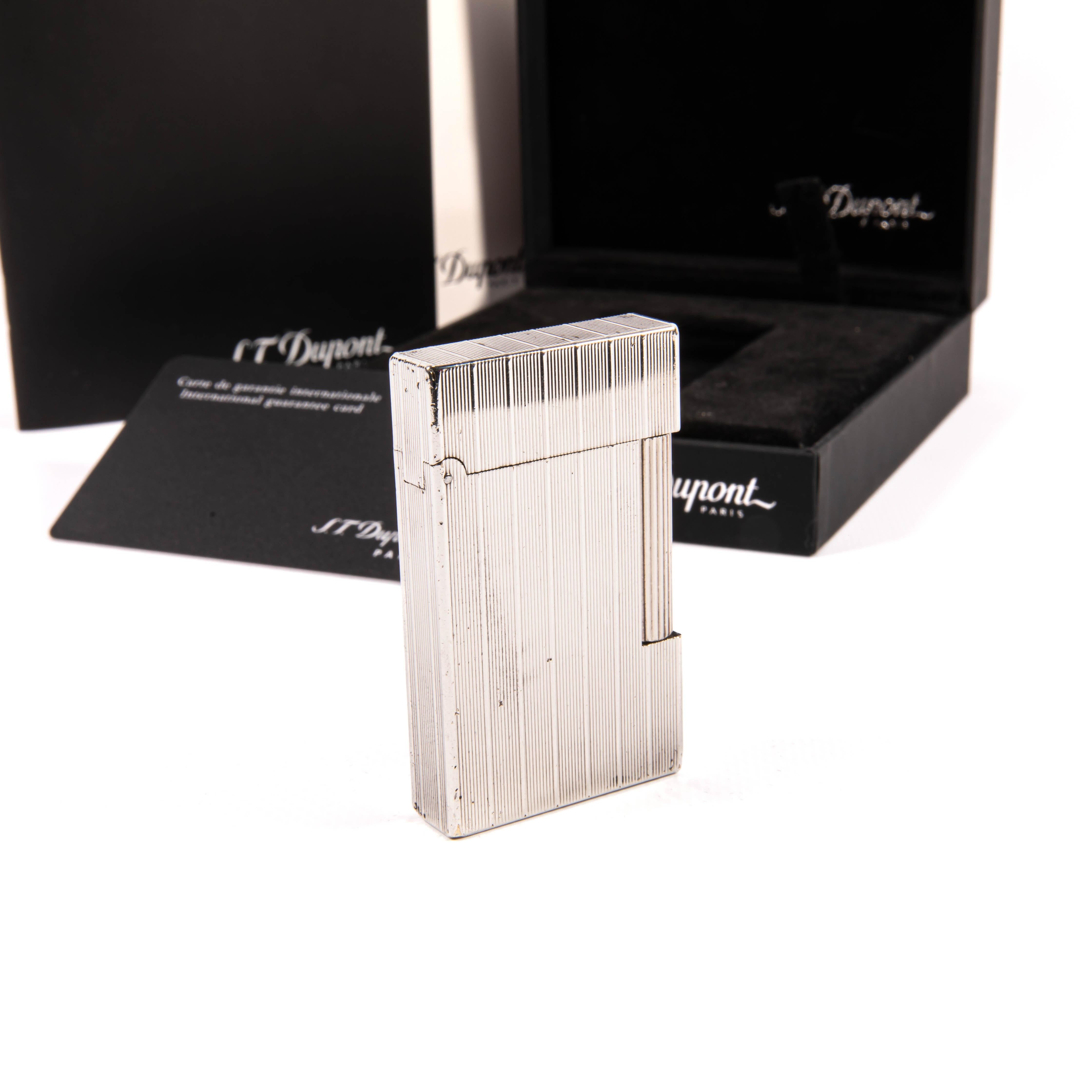 A. Silver Plated S.T. d'epoca. Accendino Dupont Ligne 2 Regular 1990s in Box in vendita 2