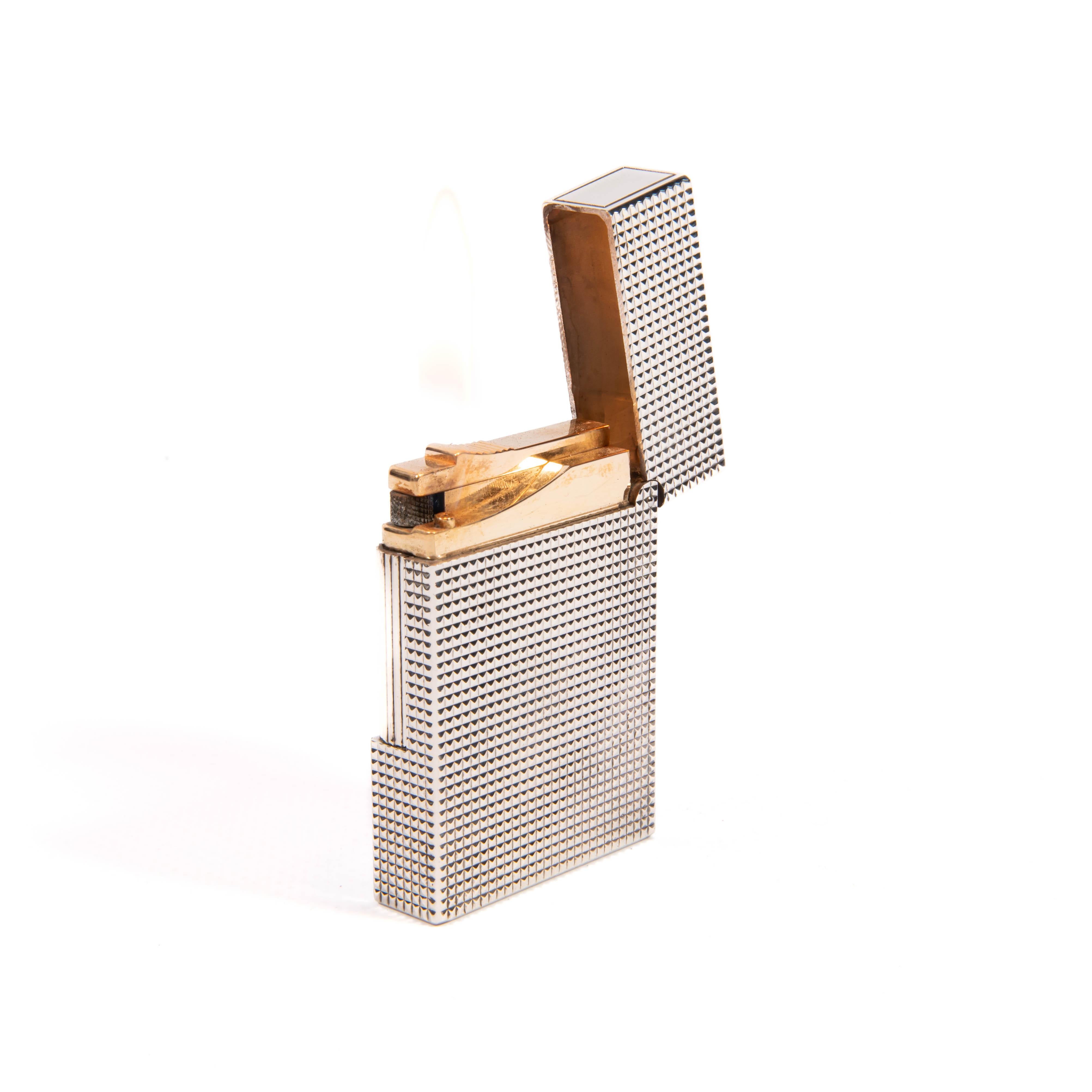 Vintage Silver Plated S.T. DUPONT Ligne 2 Small Lighter 1990s For Sale 3