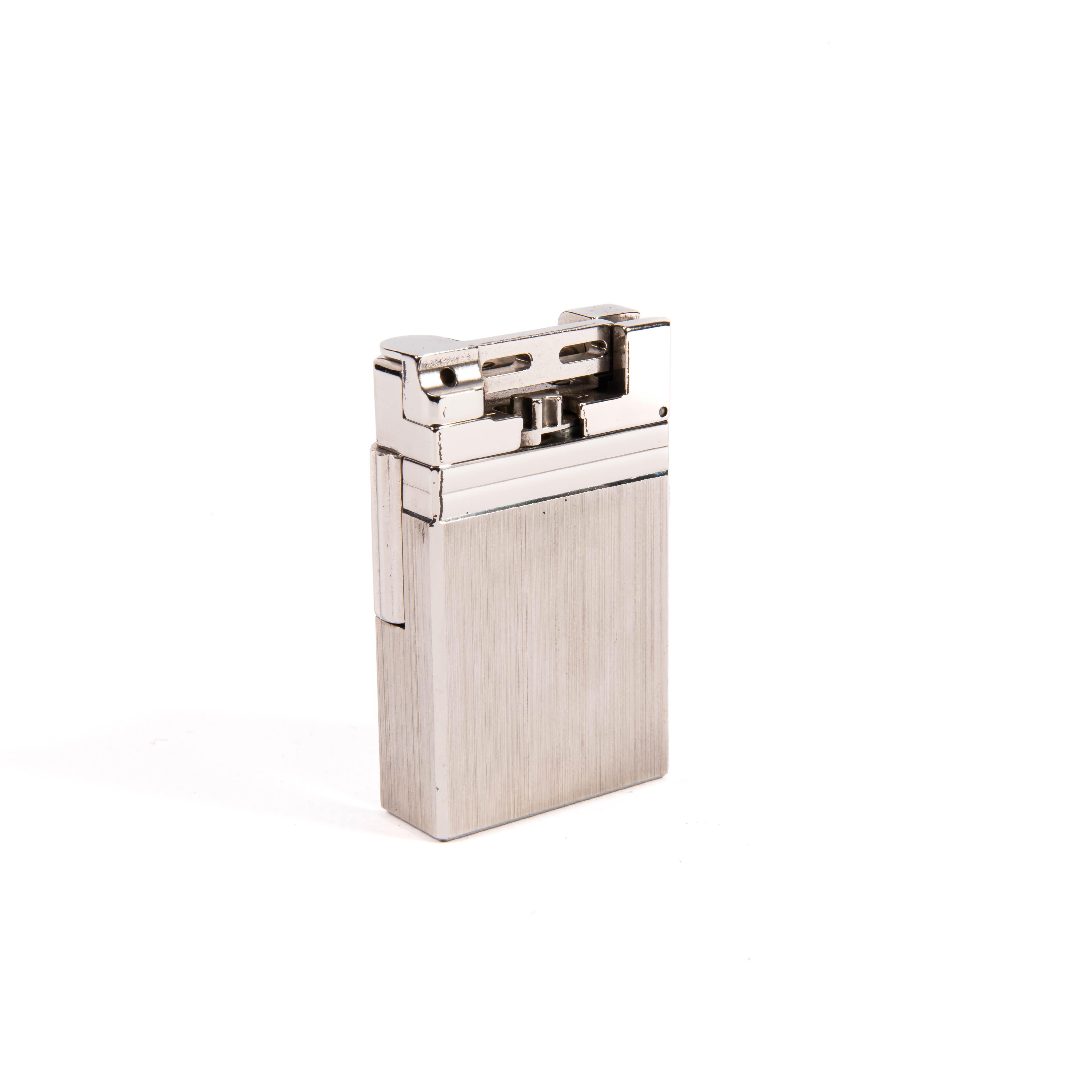 Vintage Silver Plated S.T. DUPONT Urban Lighter des années 2000 Bon état - En vente à DELFT, NL