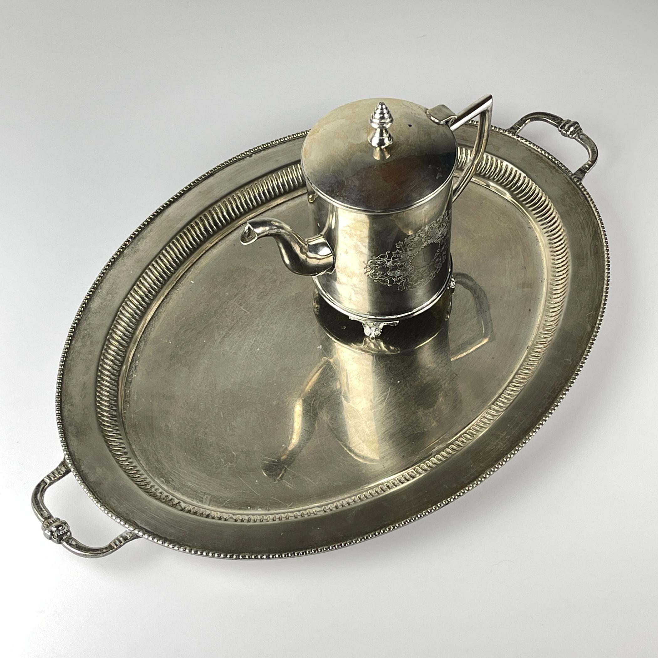 Versilberte Vintage-Teekanne und Tablett von Royal Sheffield, England, 1950er Jahre (Art nouveau) im Angebot