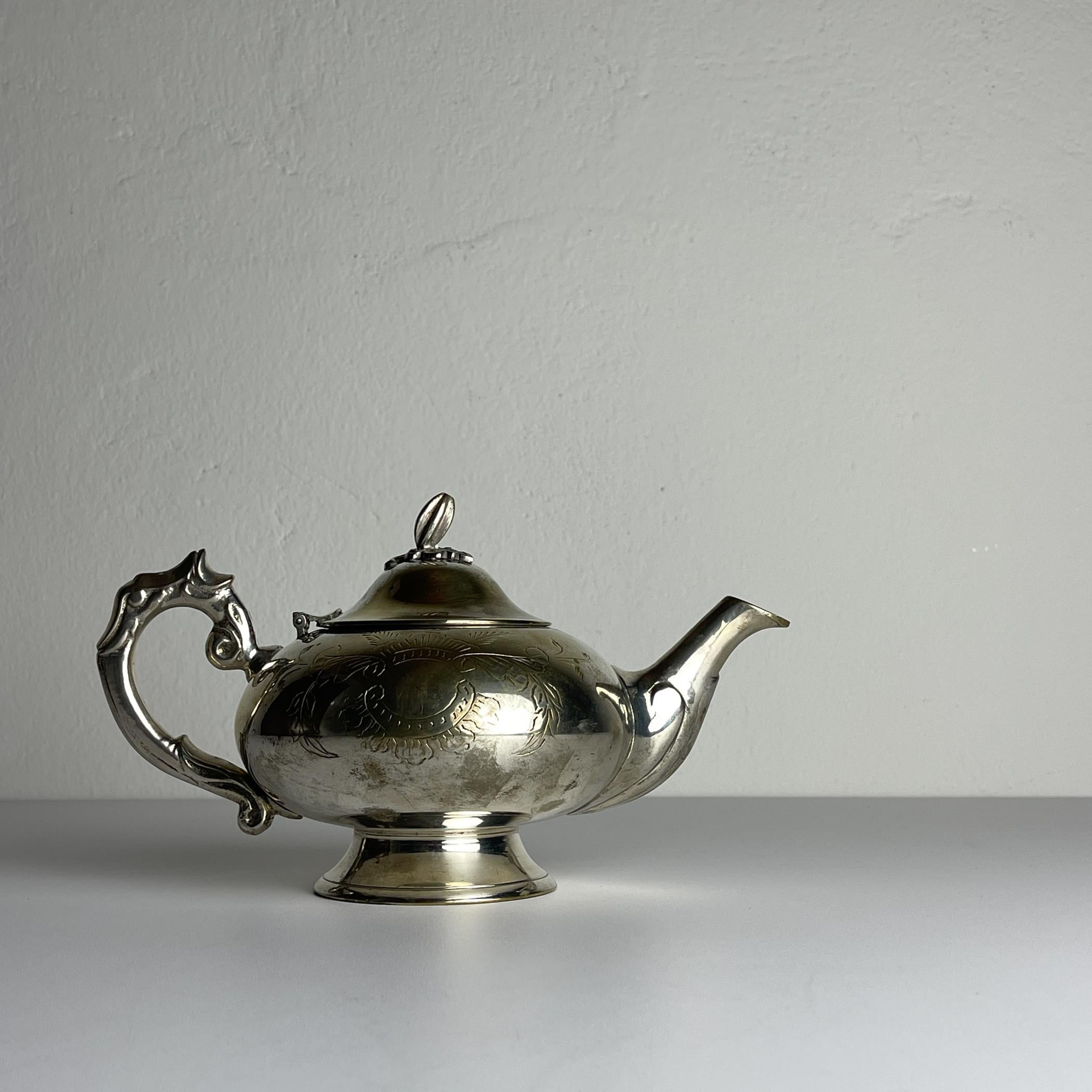 Tetera vintage plateada, Italia Años 50 en venta 1