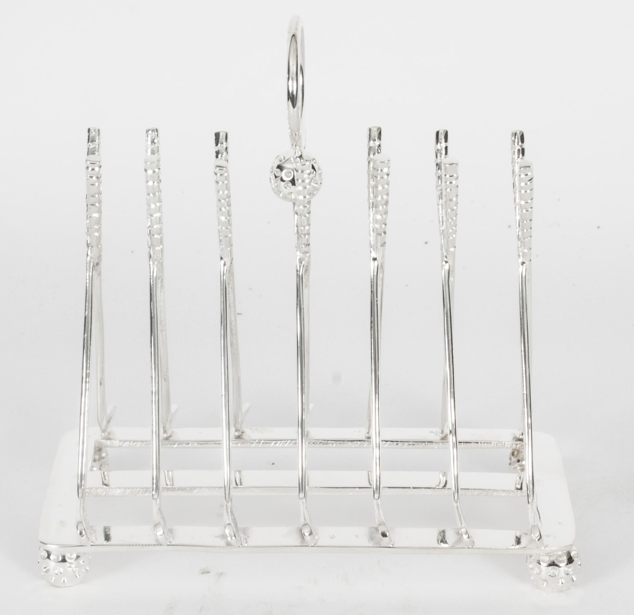 Vintage Silver Plated Toast Rack Crossed Golf Clubs 20th C For Sale 2