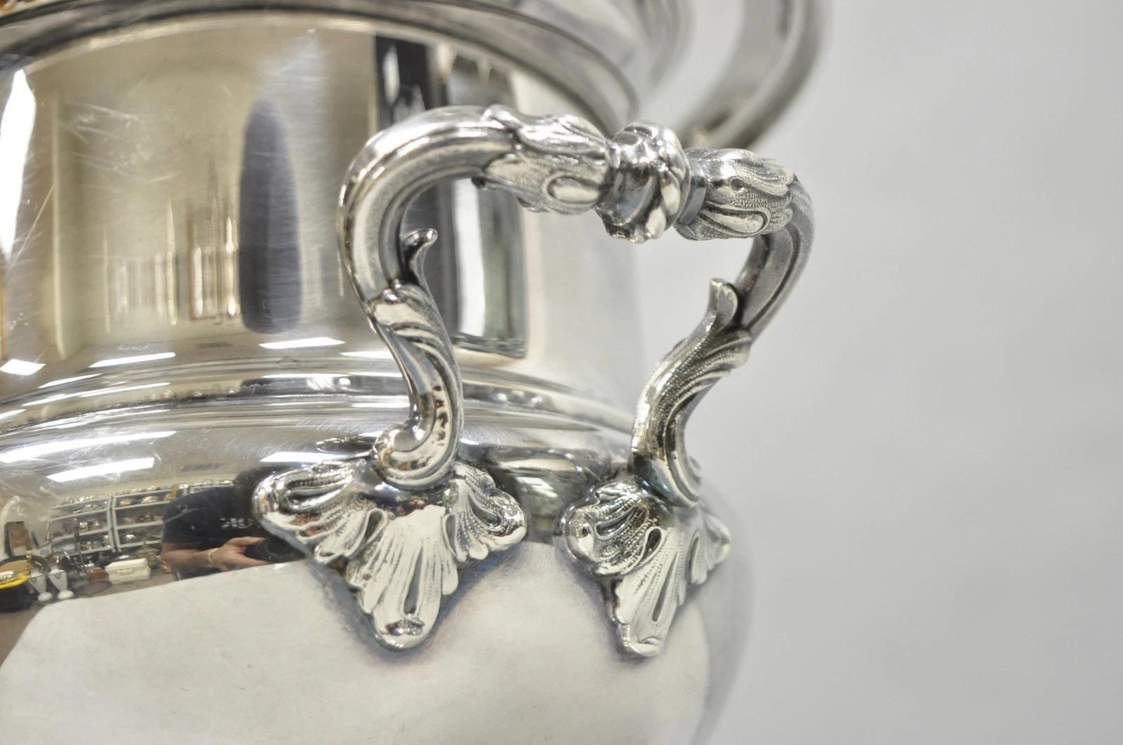 Vintage versilbert Trophäe Cup Urne Champagner Kühler Eiskübel von Crescent (20. Jahrhundert) im Angebot