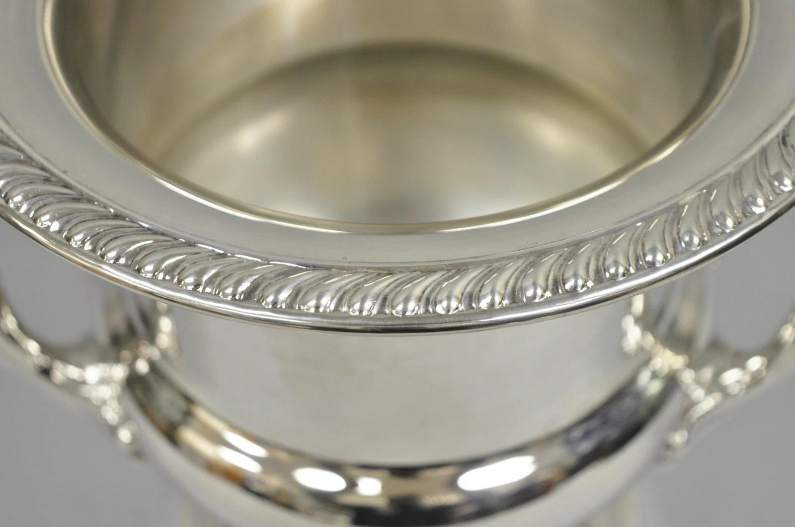 Vintage versilbert Trophäe Tasse Urne Champagner Kühler Eiskübel von Eales (20. Jahrhundert) im Angebot
