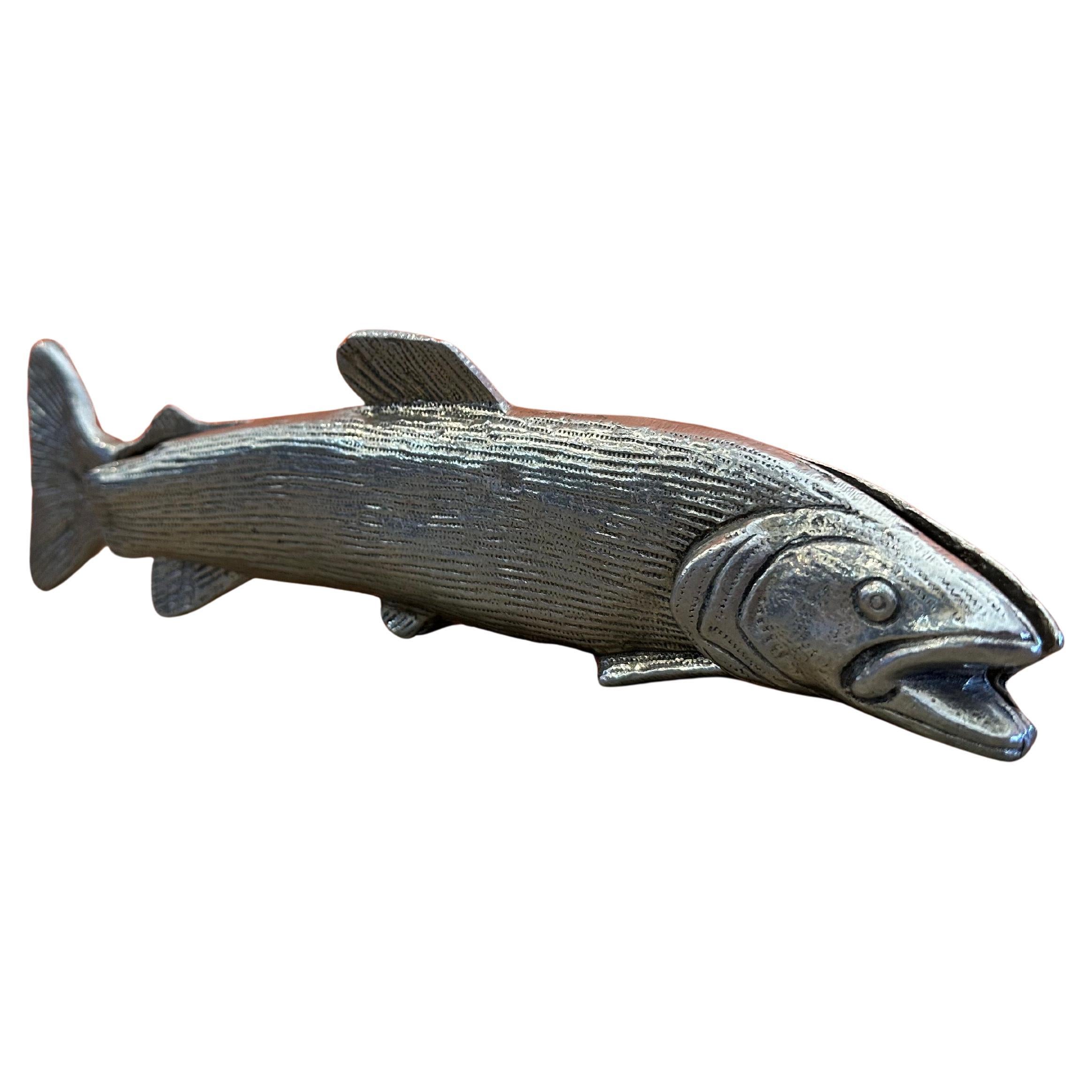 Portacarte o portatovaglioli vintage in argento placcato trota/salmone di Modello Depositato