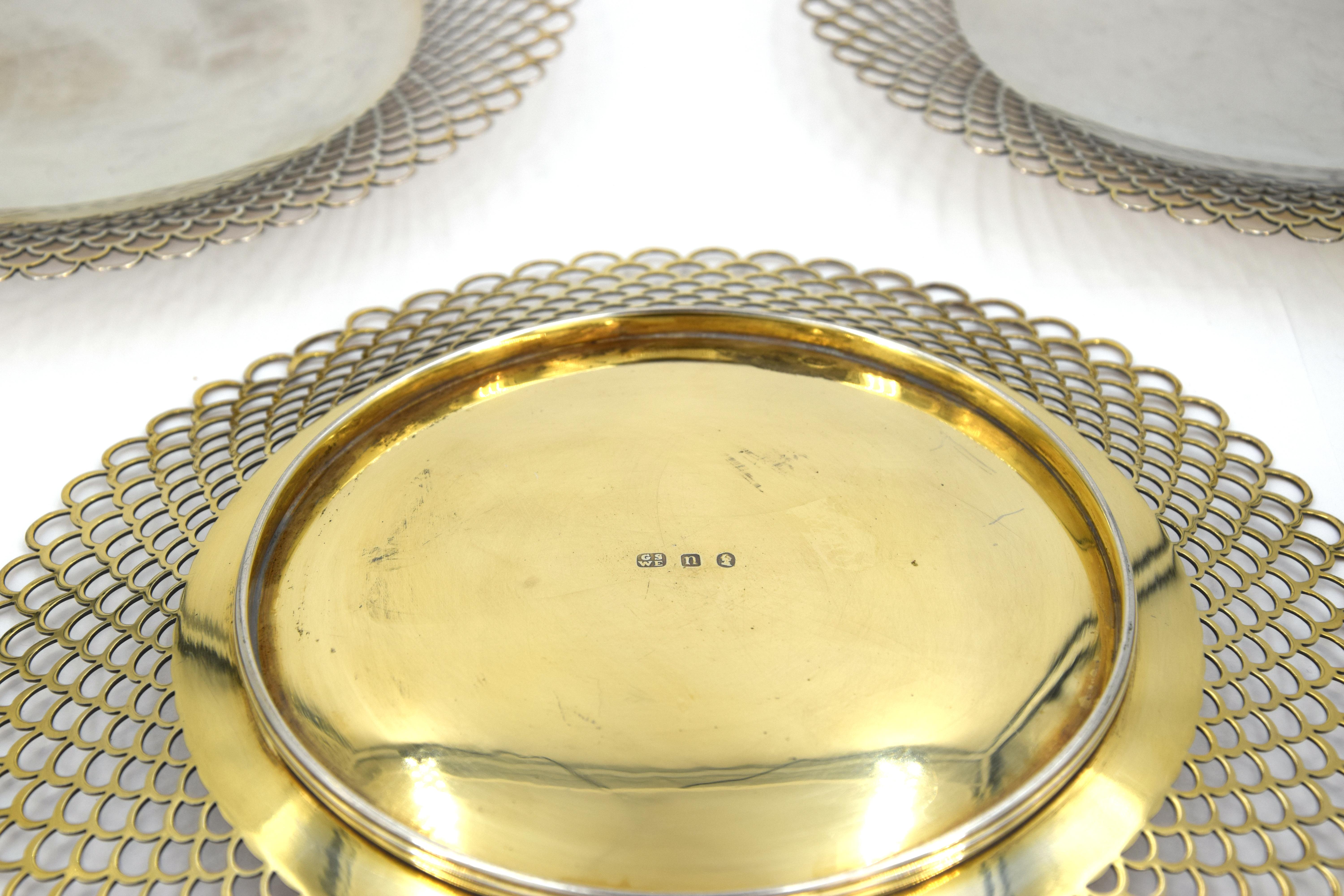 Vintage silver plates with beautiful drilled decoration on the border. Marked on the base. 19th century.

This artwork is shipped from Italy. Under existing legislation, any artwork in Italy created over 70 years ago by an artist who has died