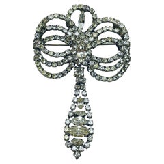 Vintage silver rhinestone bow designer runway brooch