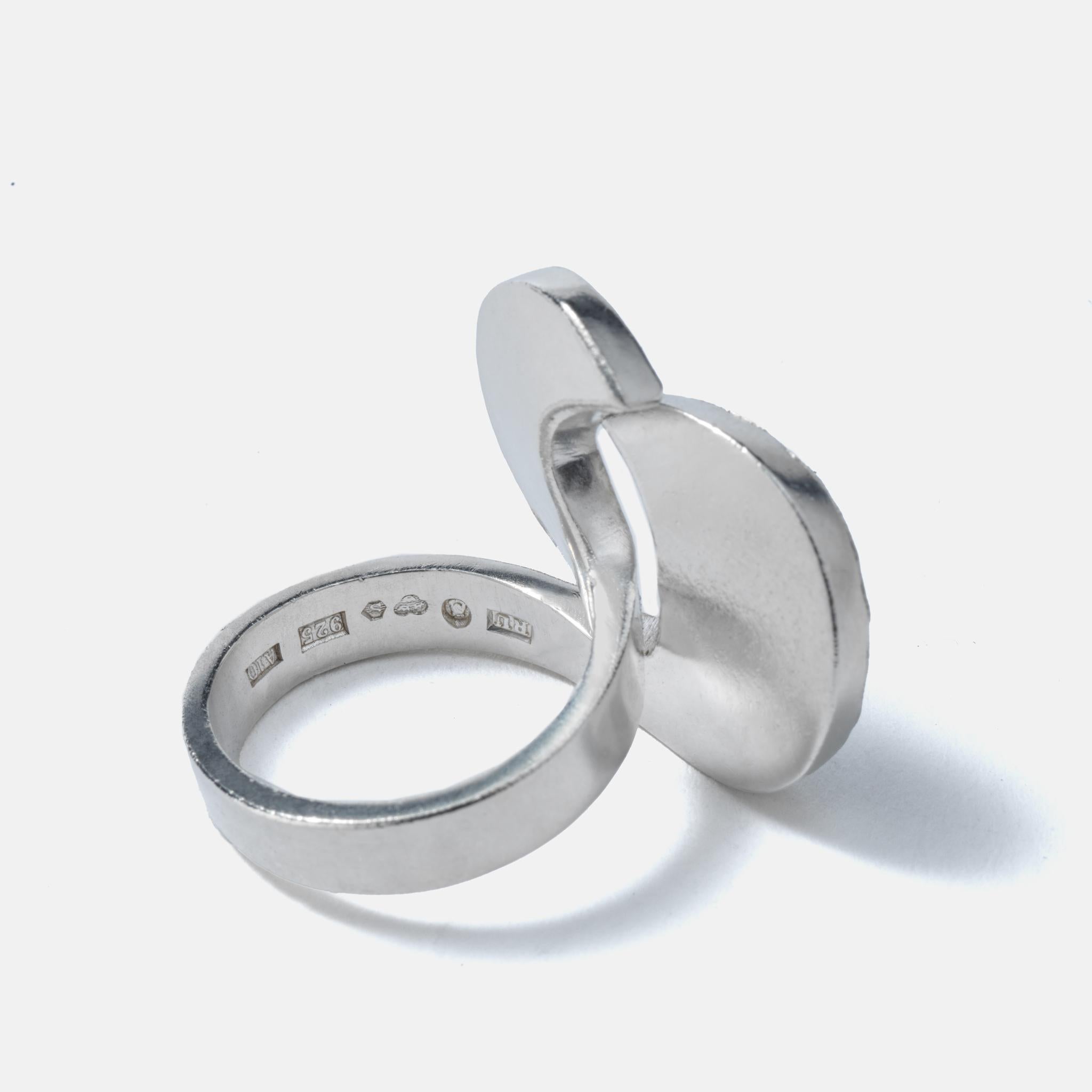 Vintage silver ring by Swedish Master Rey Urban. Made 1975. In Good Condition In Stockholm, SE