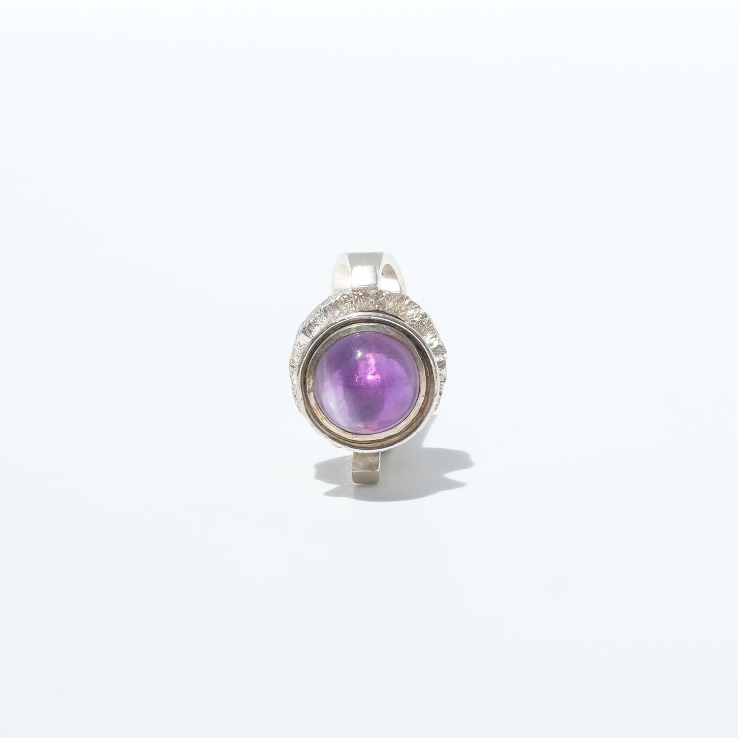 Anillo vintage de plata con amatista fabricado en 1975. en venta 4