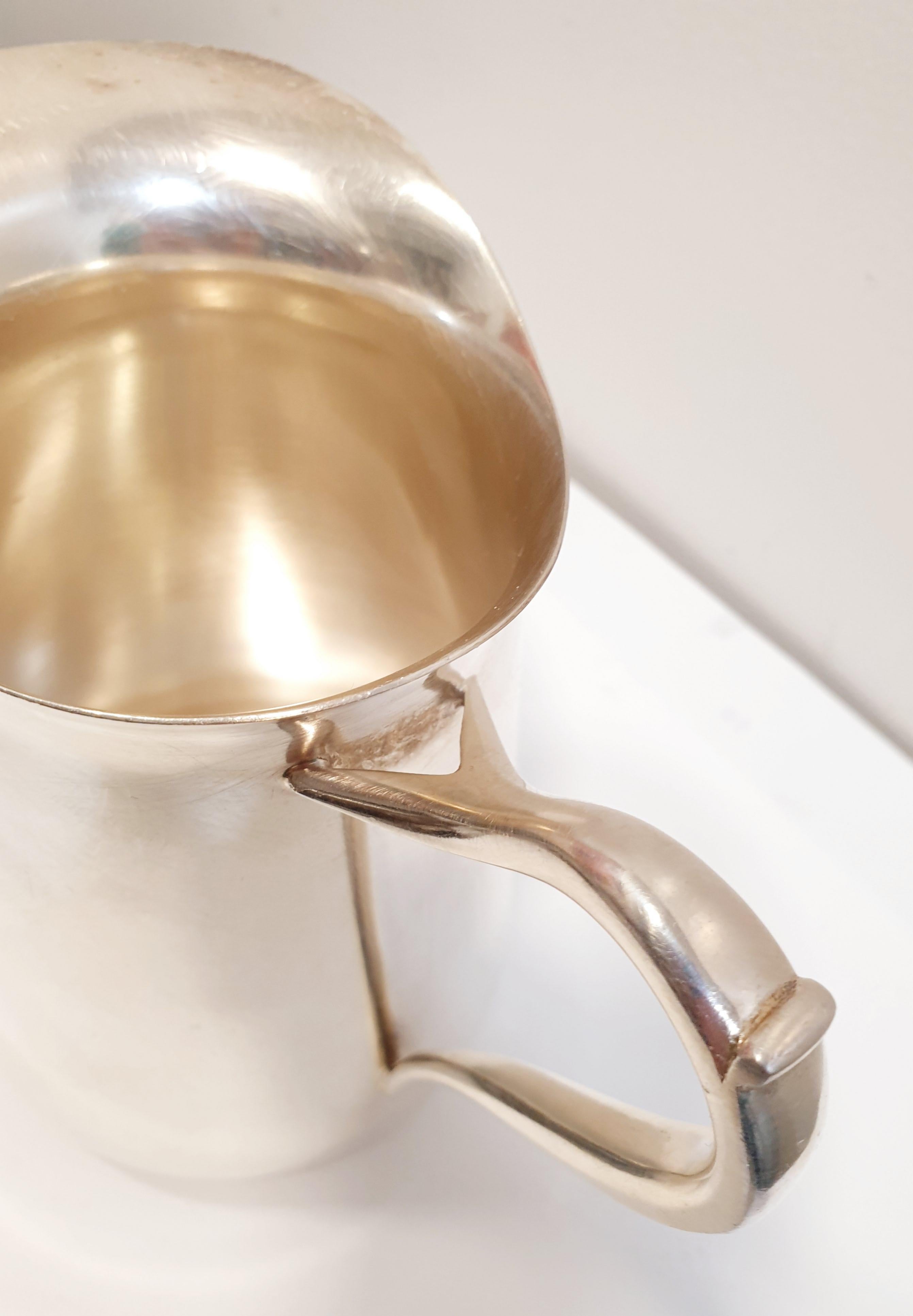 Ensemble de deux pichets et une théière en argent vintage Bon état - En vente à BILBAO, ES