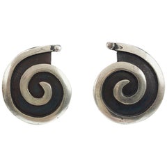 Vintage Silver Swirl Design Earrings