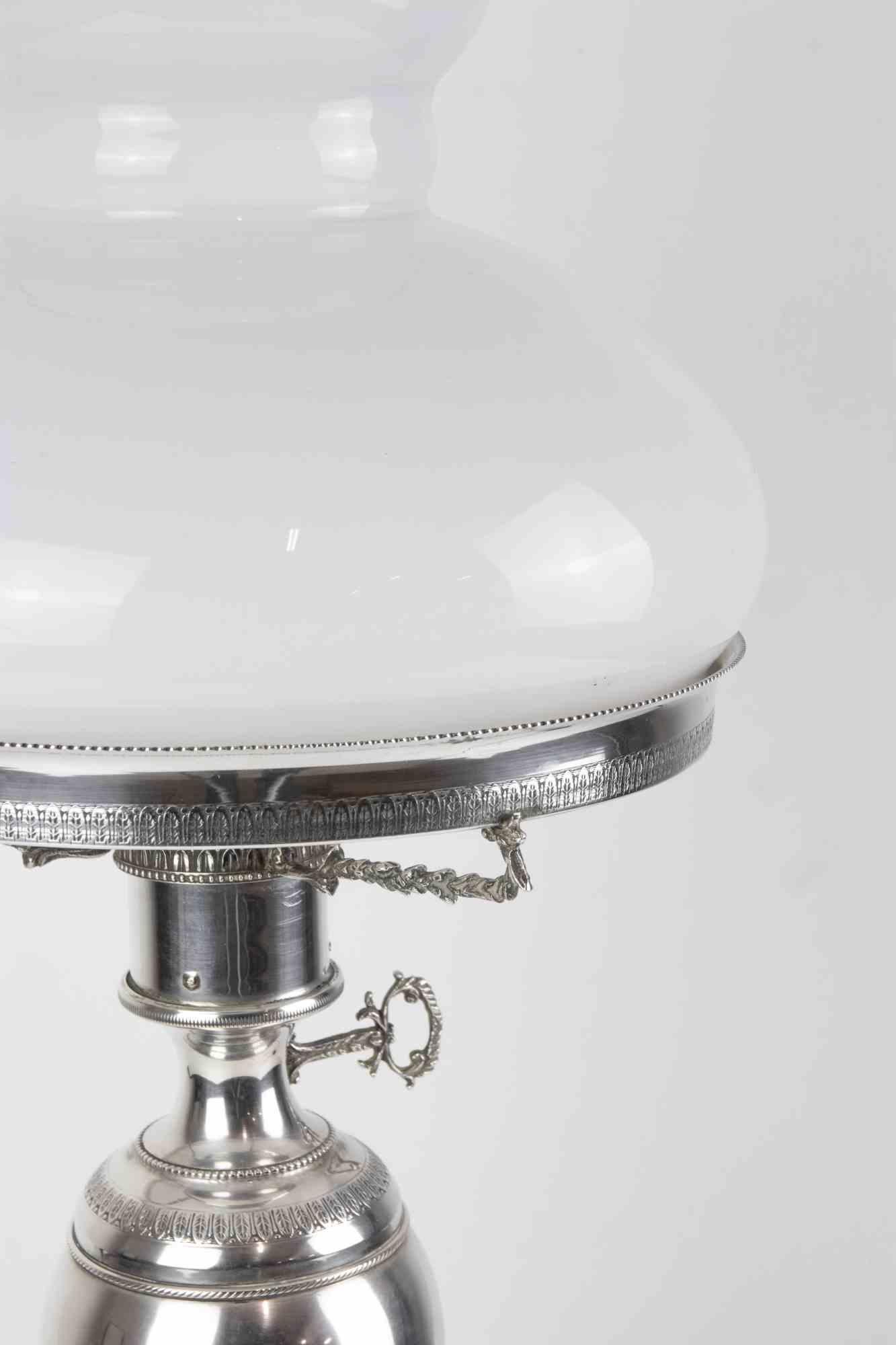 italien Lampe de table vintage en argent, Italie, milieu du 20e siècle en vente