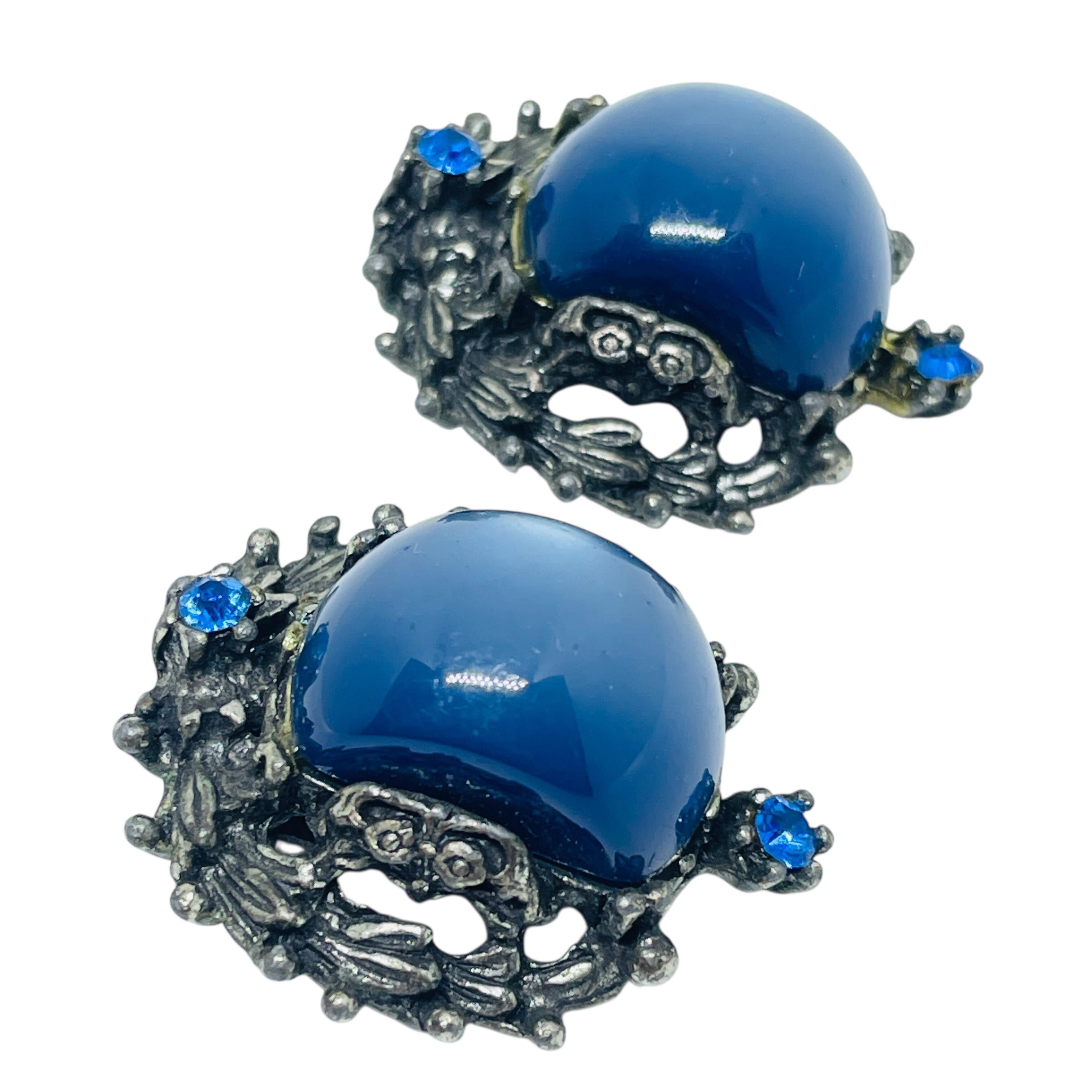 Pendientes vintage de clip de cristal azul en tono plateado en venta 1