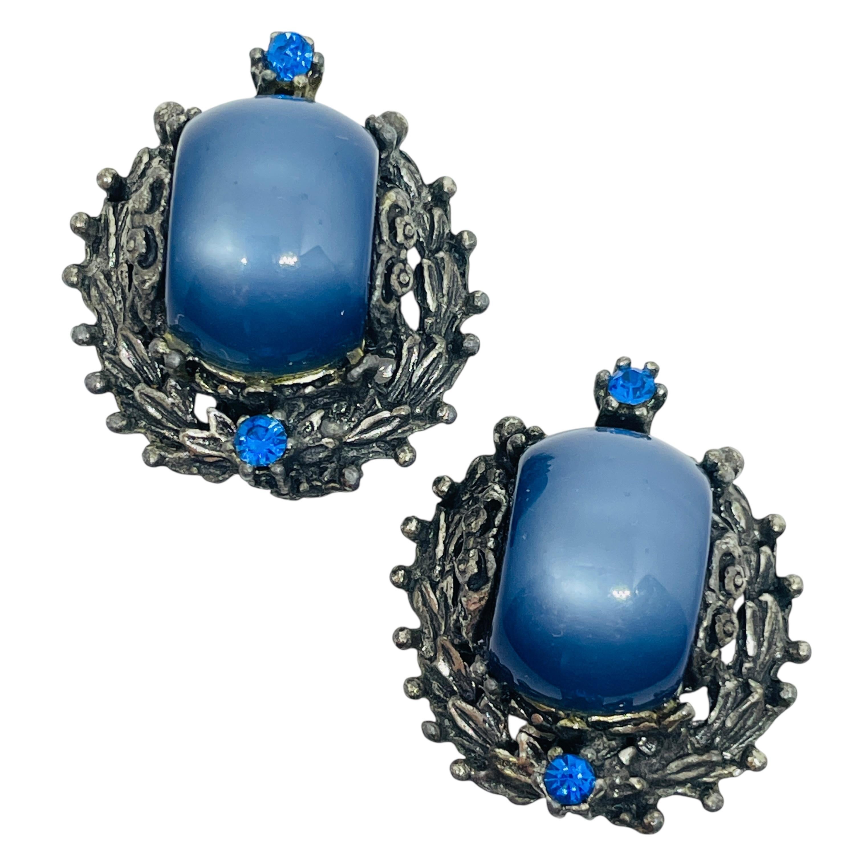 Pendientes vintage de clip de cristal azul en tono plateado en venta 2