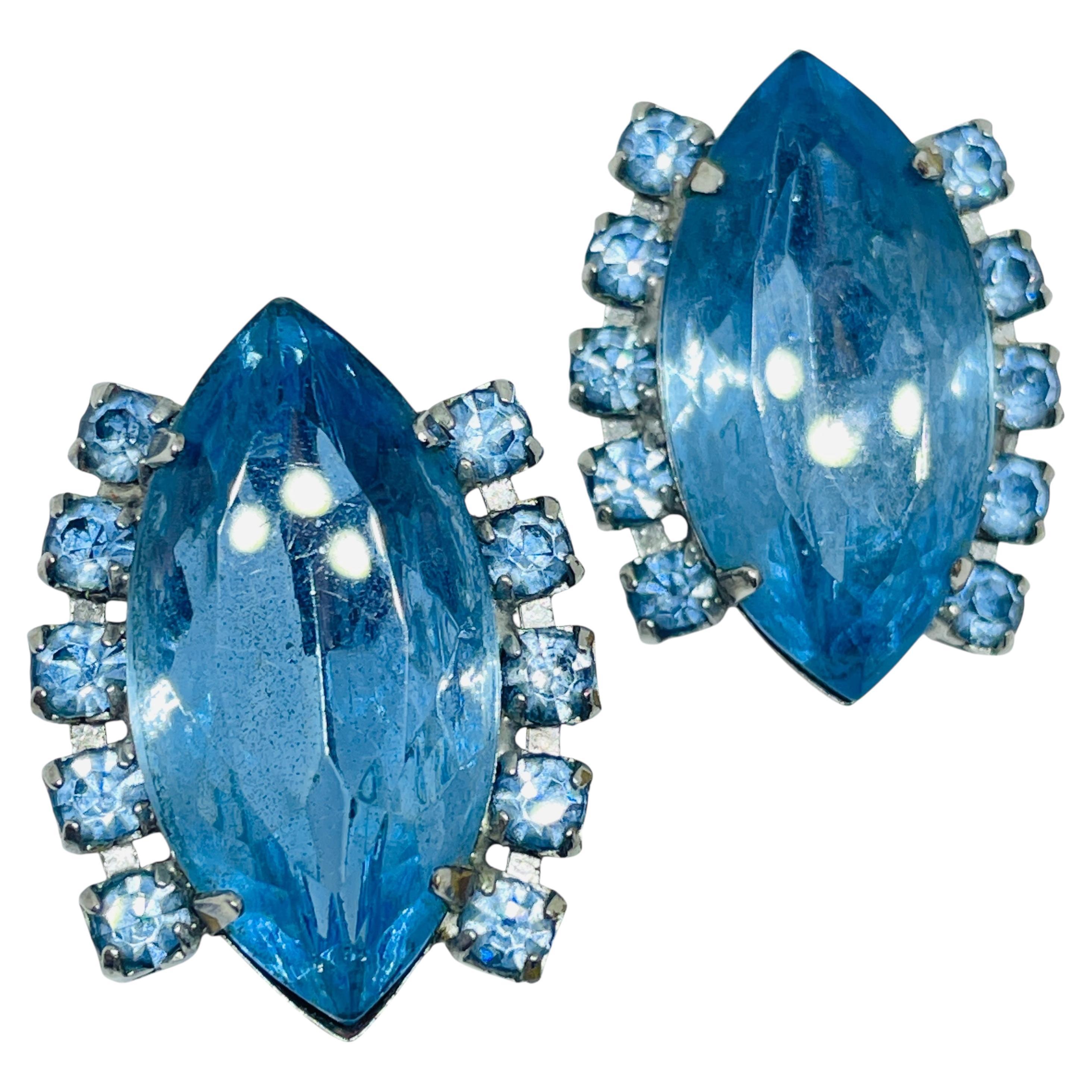 Orecchini a clip in vetro blu argentato d
epoca