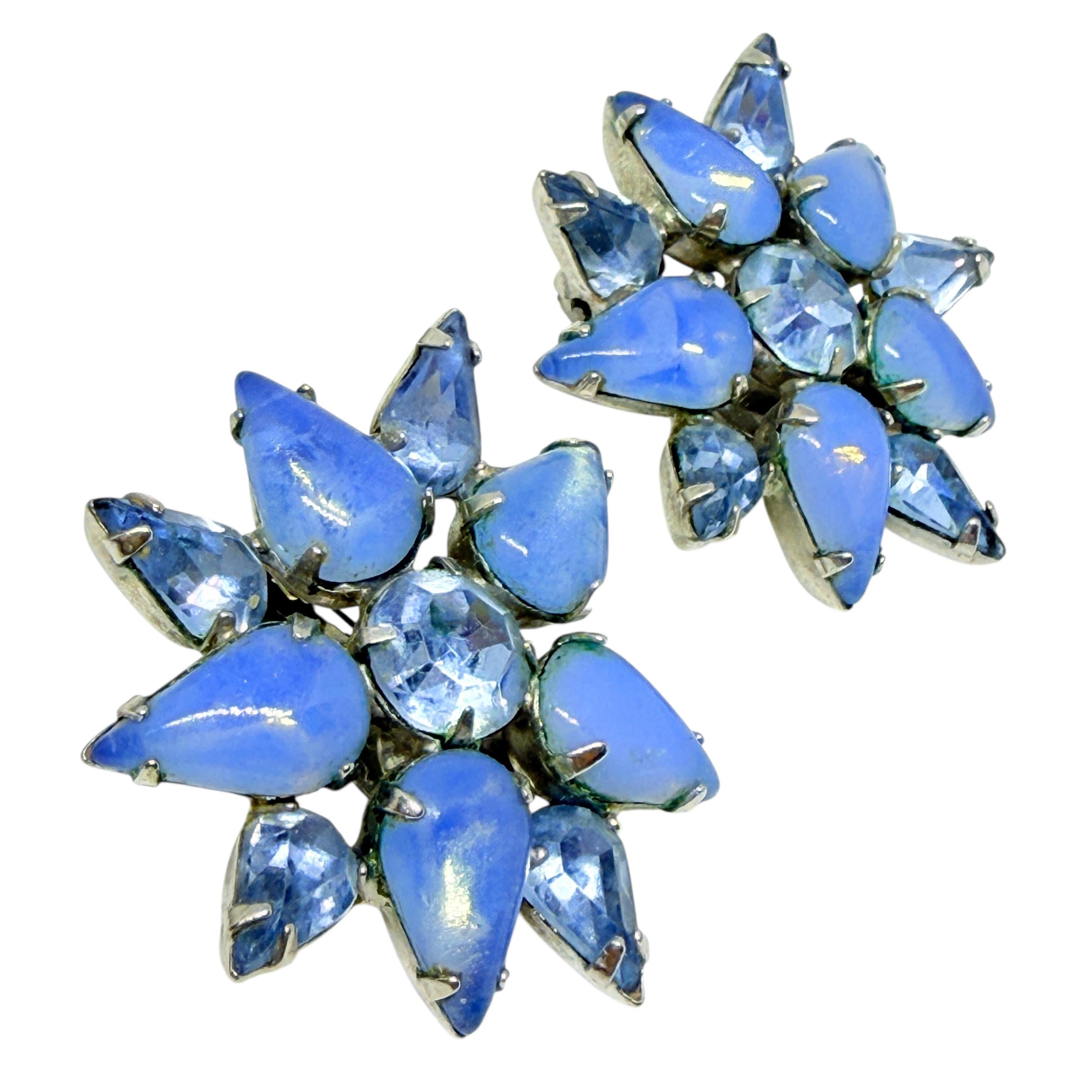Vintage Silber Ton blau Glas Steine Designer Clip auf Ohrringe für Damen oder Herren im Angebot