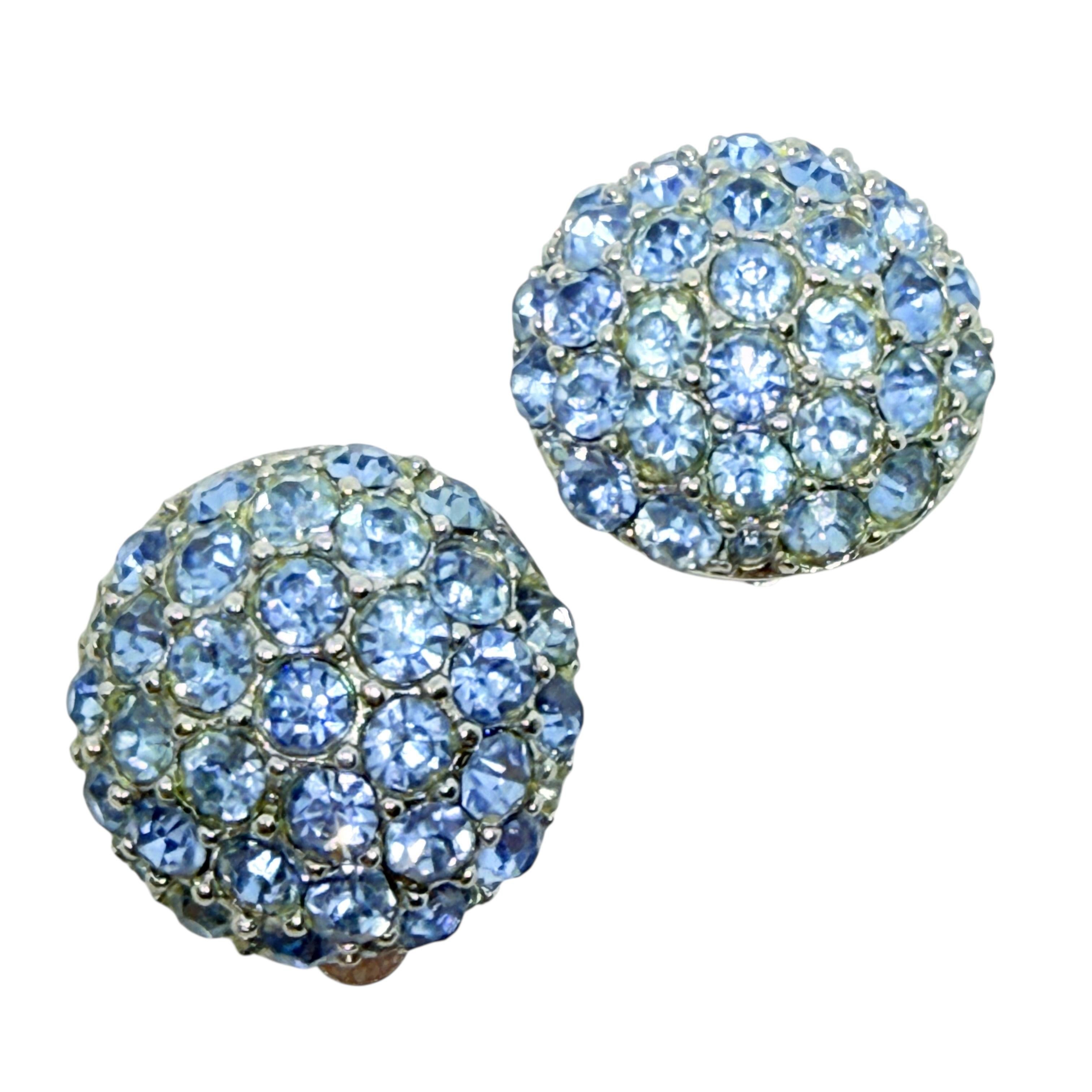 Orecchini a clip d'epoca in argento con strass blu di design in vendita 1