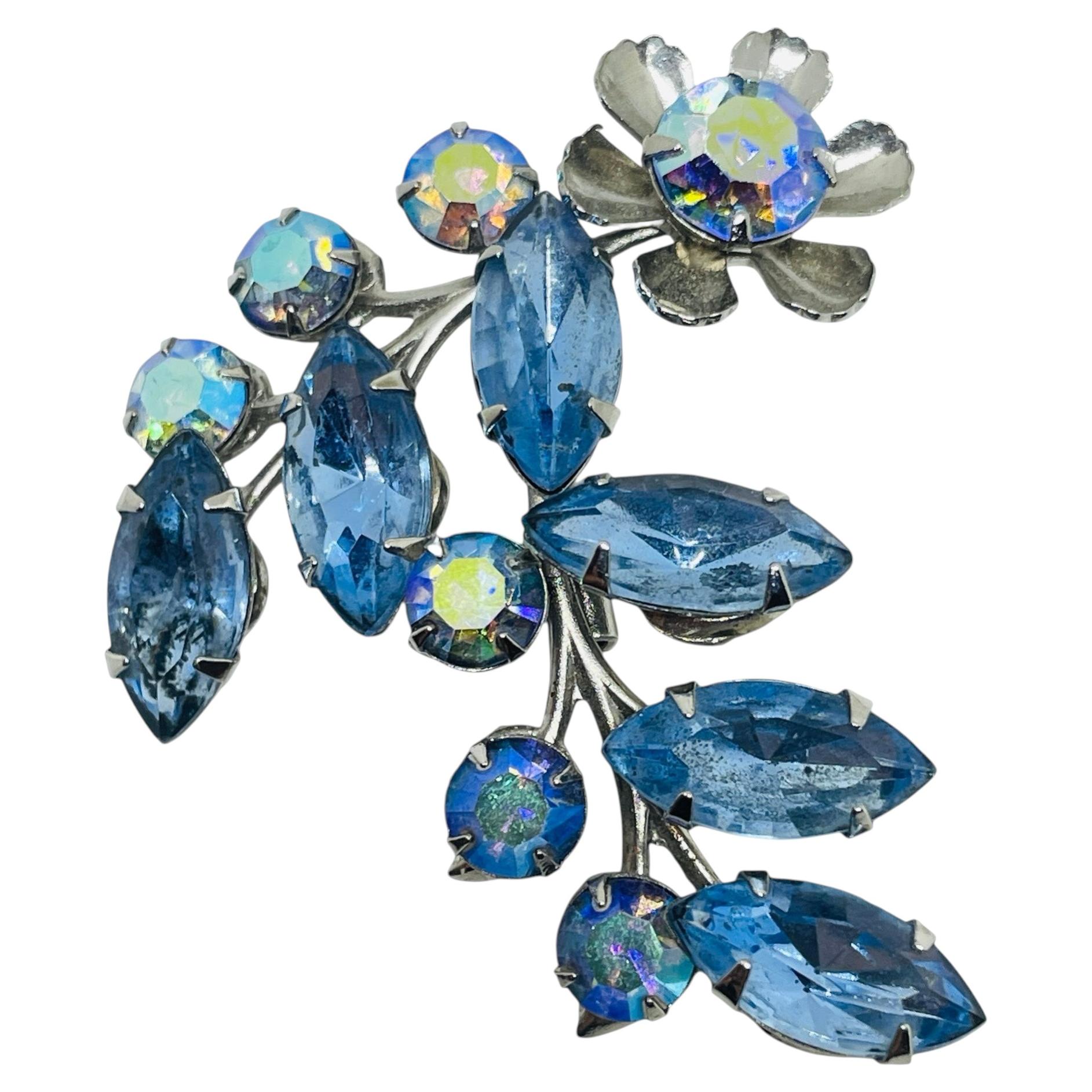 Vintage silver tone blue rhinestones flower designer brooch