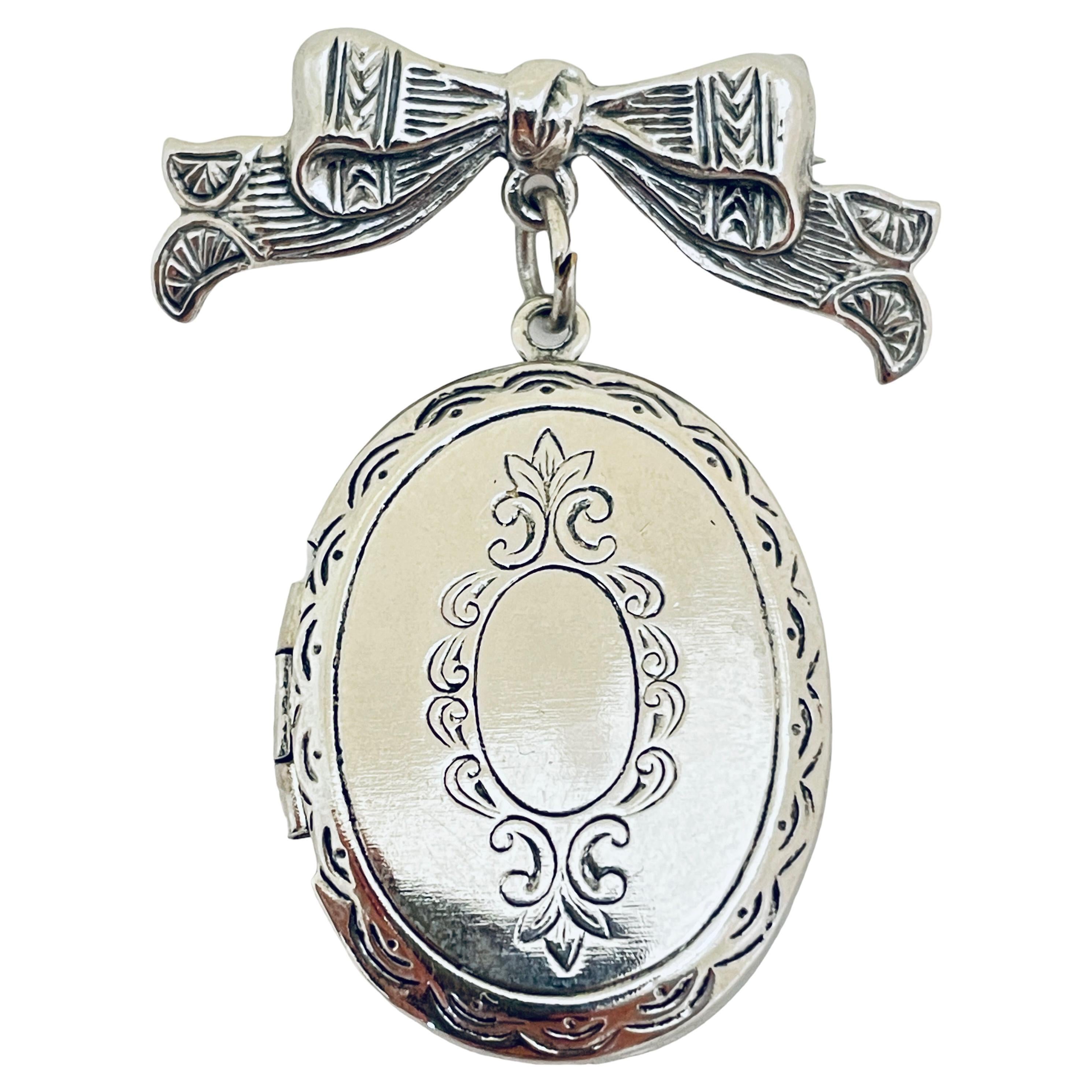 Vintage Silber Ton Bogen baumeln Medaillon Designer Brosche im Angebot