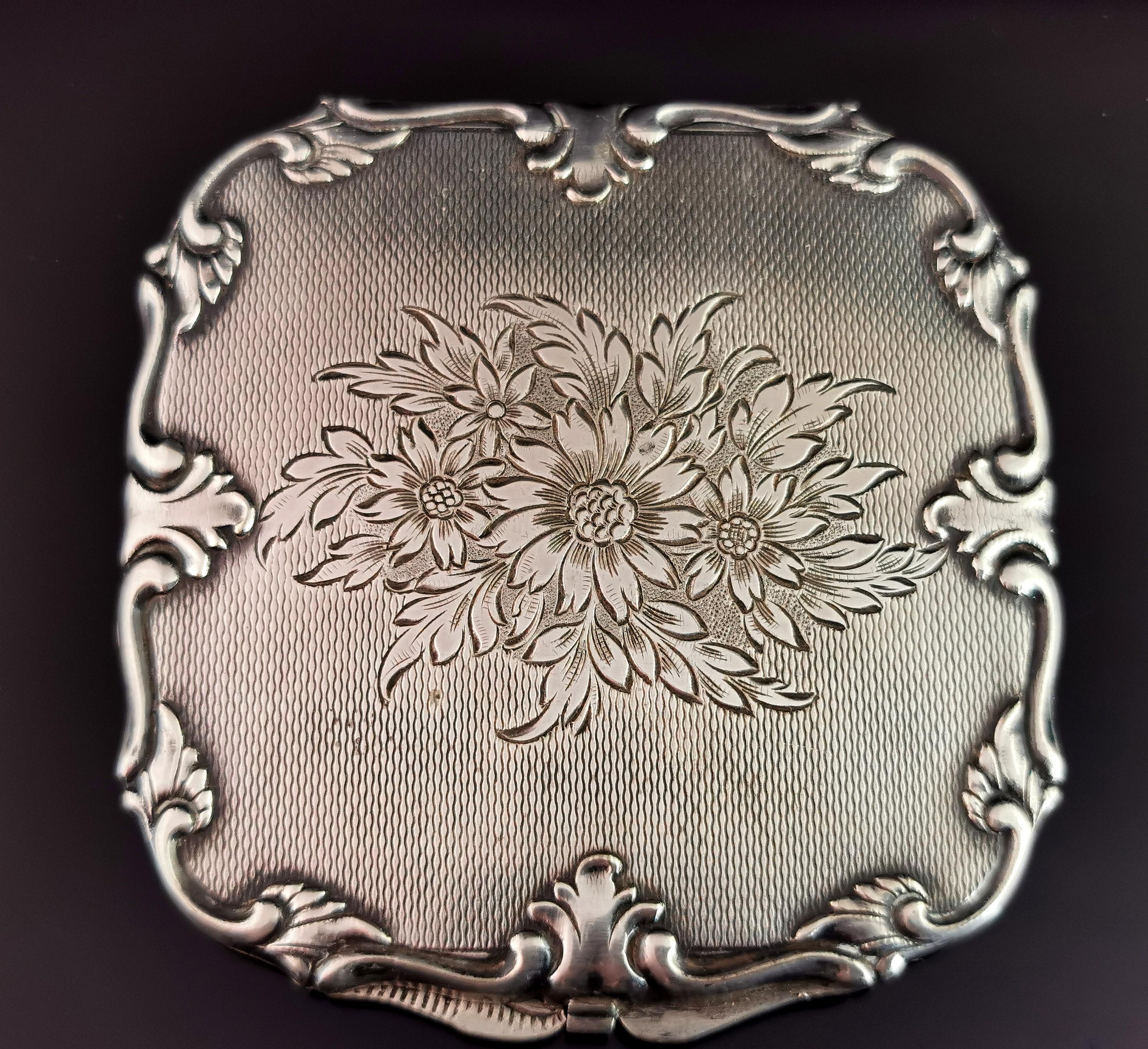 Beige Vintage silver tone compact, mirror, Floral 