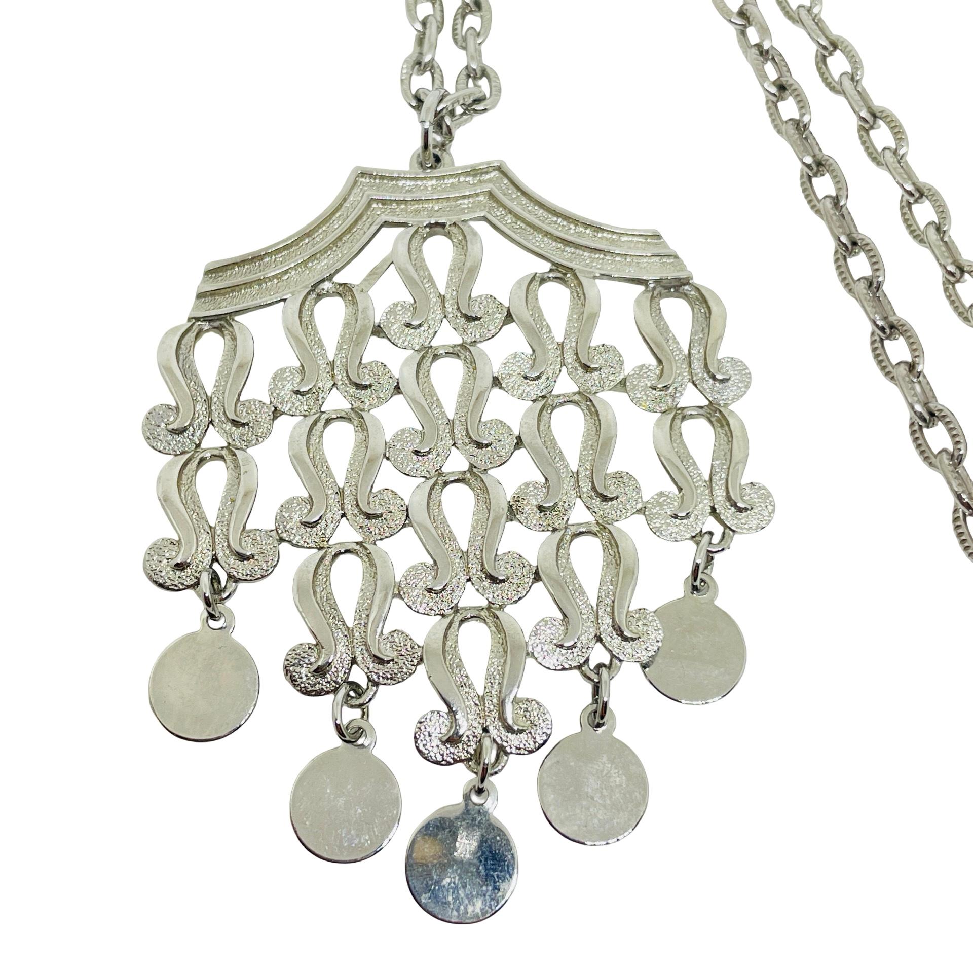 Vintage silver tone dangle pendant designer chain necklace For Sale