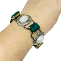 Vintage silver tone emerald glass pearls designer link bracelet