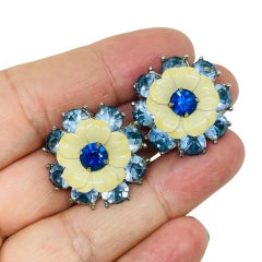 Orecchini a clip d'epoca in argento con fiori smaltati e strass di design