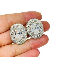 Pendientes de clip de diseño, con strass de cristal en tono plateado vintage