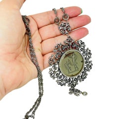 Vintage silver tone intaglio glass designer chain pendant necklace