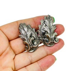 Vintage silver tone leafs designer clip on earrings