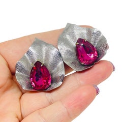 Vintage silver tone pink glass leaf designer clip on earrings