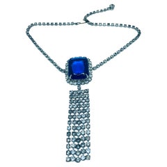 Collana vintage in argento con strass incastonati e zaffiro in vetro di design