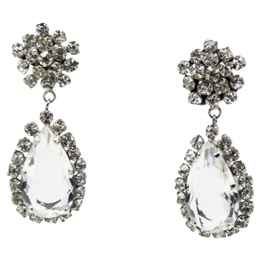 Orecchini vintage con cristalli di strass in tono argento