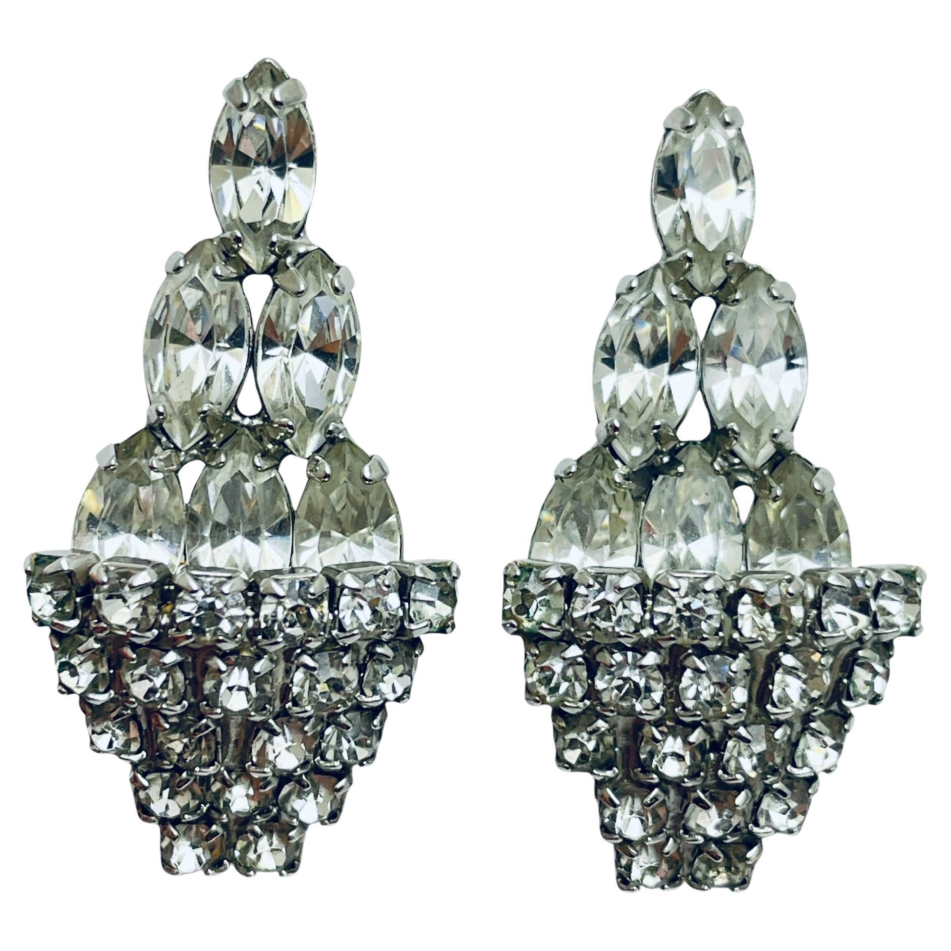 Orecchini a clip vintage con strass in tonalità argento di design