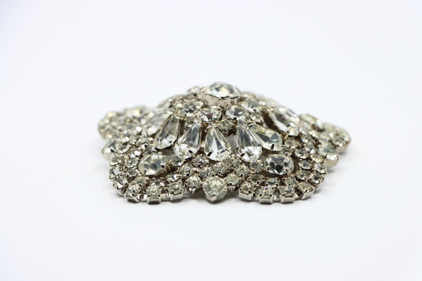 Vintage Silver Tone Rhinestone Flower Brooch Pin 2