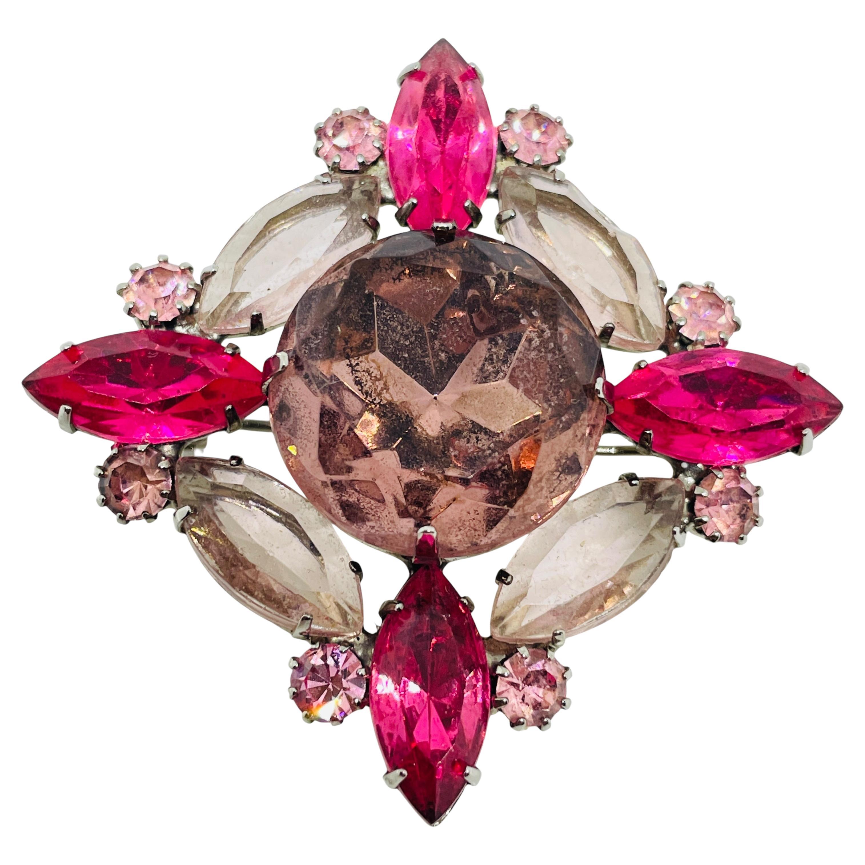 Spilla vintage in argento con strass di design