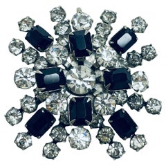 Vintage silver tone rhinestones designer brooch pendant