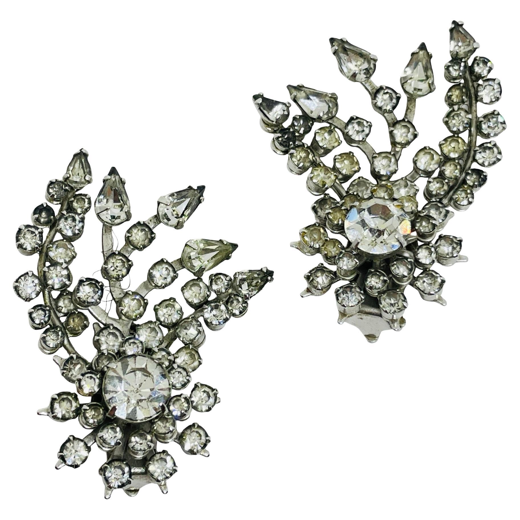 Orecchini a clip di design con strass d'epoca in tonalità argento