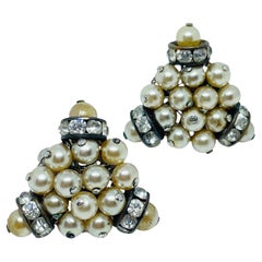 Vintage silver tone rhinestones faux pearls triangle designer clip on earrings